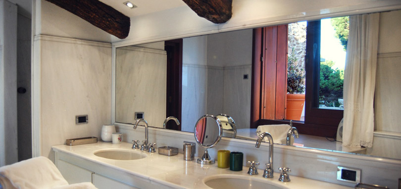 Bagno master room