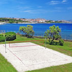 Il campo da calcetto privato che guarda il mare